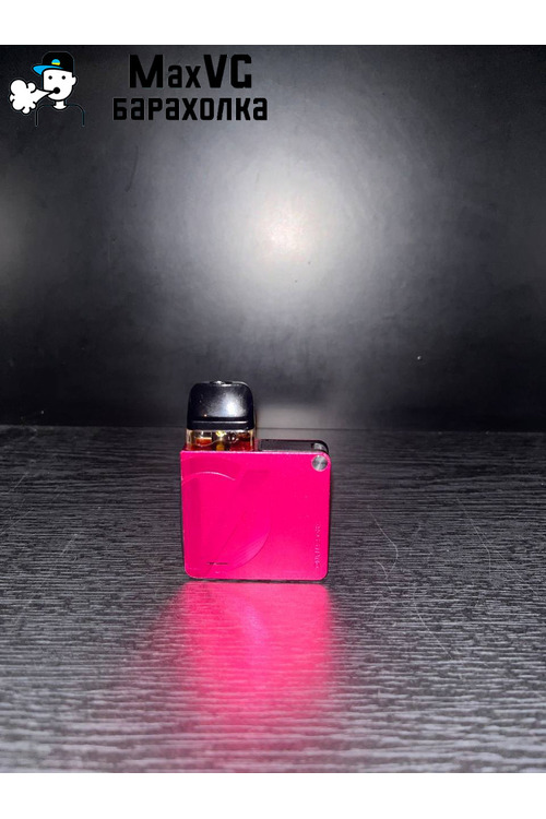 Vaporesso XROS 3 Nano – це компактна та потужна под-система, яка ідеально підходить для вейперів, як