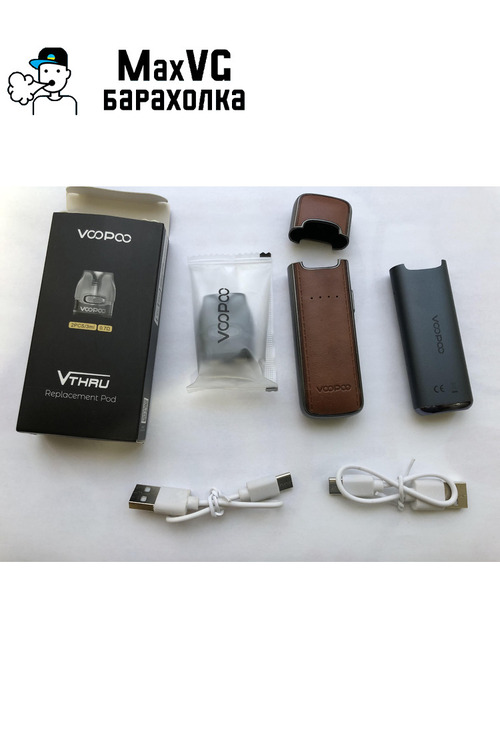 Дві Voopoo та рідини